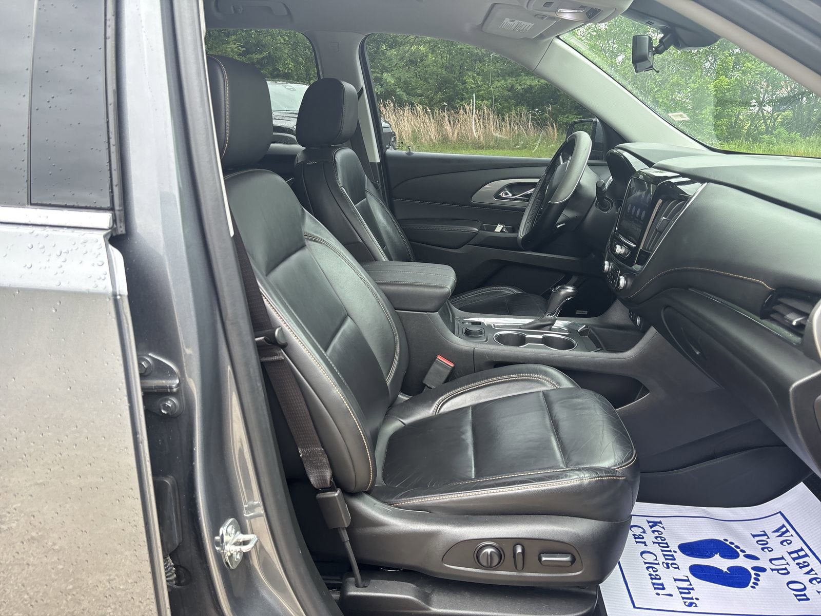 2020 Chevrolet Traverse LT Leather
