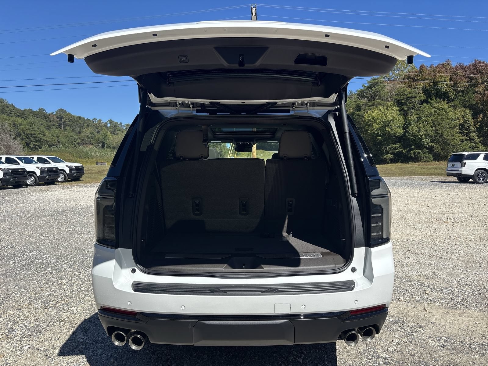 2027 Chevrolet Tahoe Z71 - Photo 27