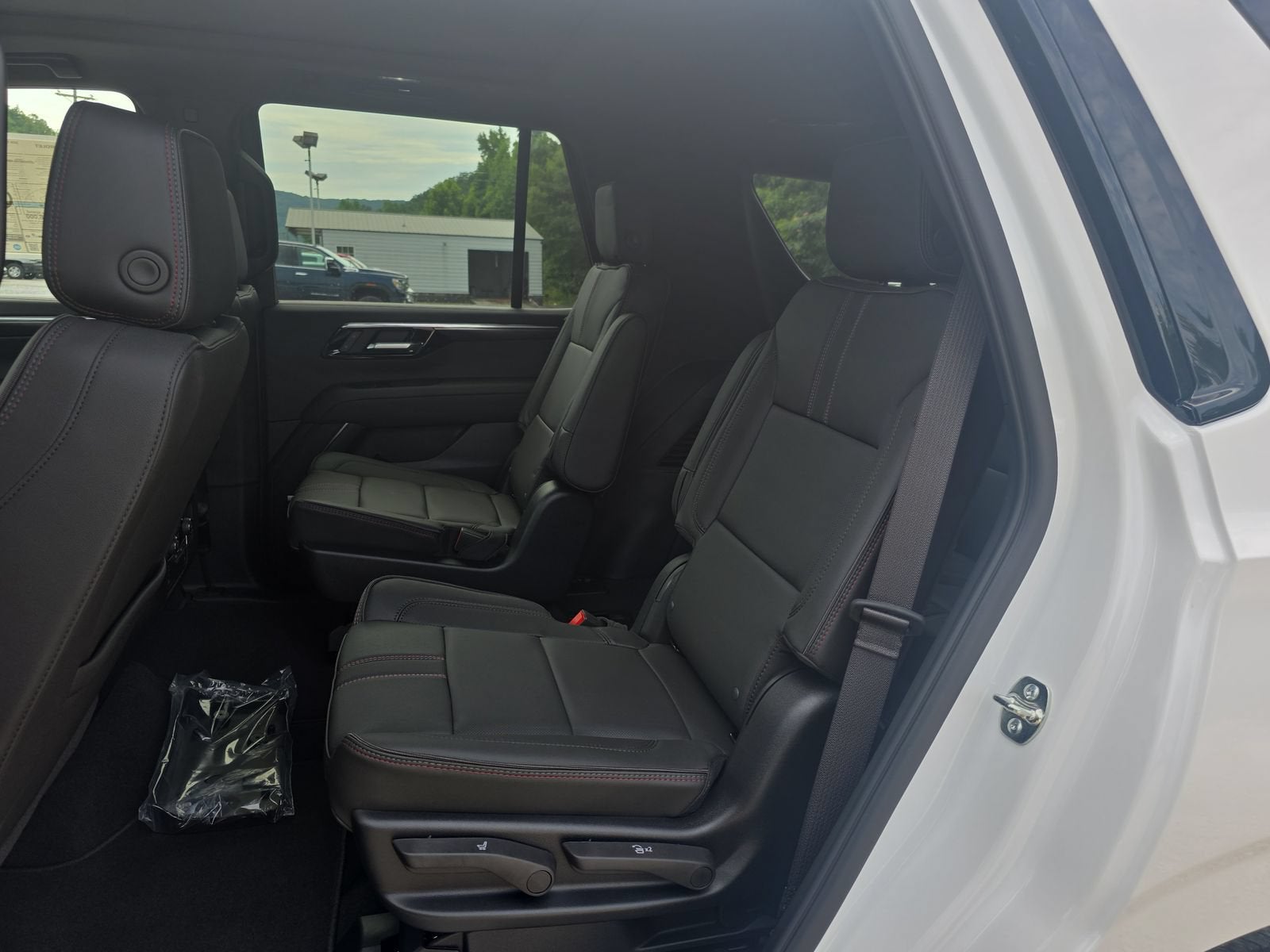 2026 Chevrolet Tahoe RST - Photo 22
