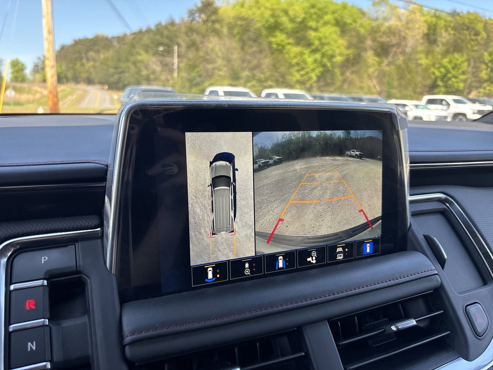 2023 Chevrolet Suburban RST