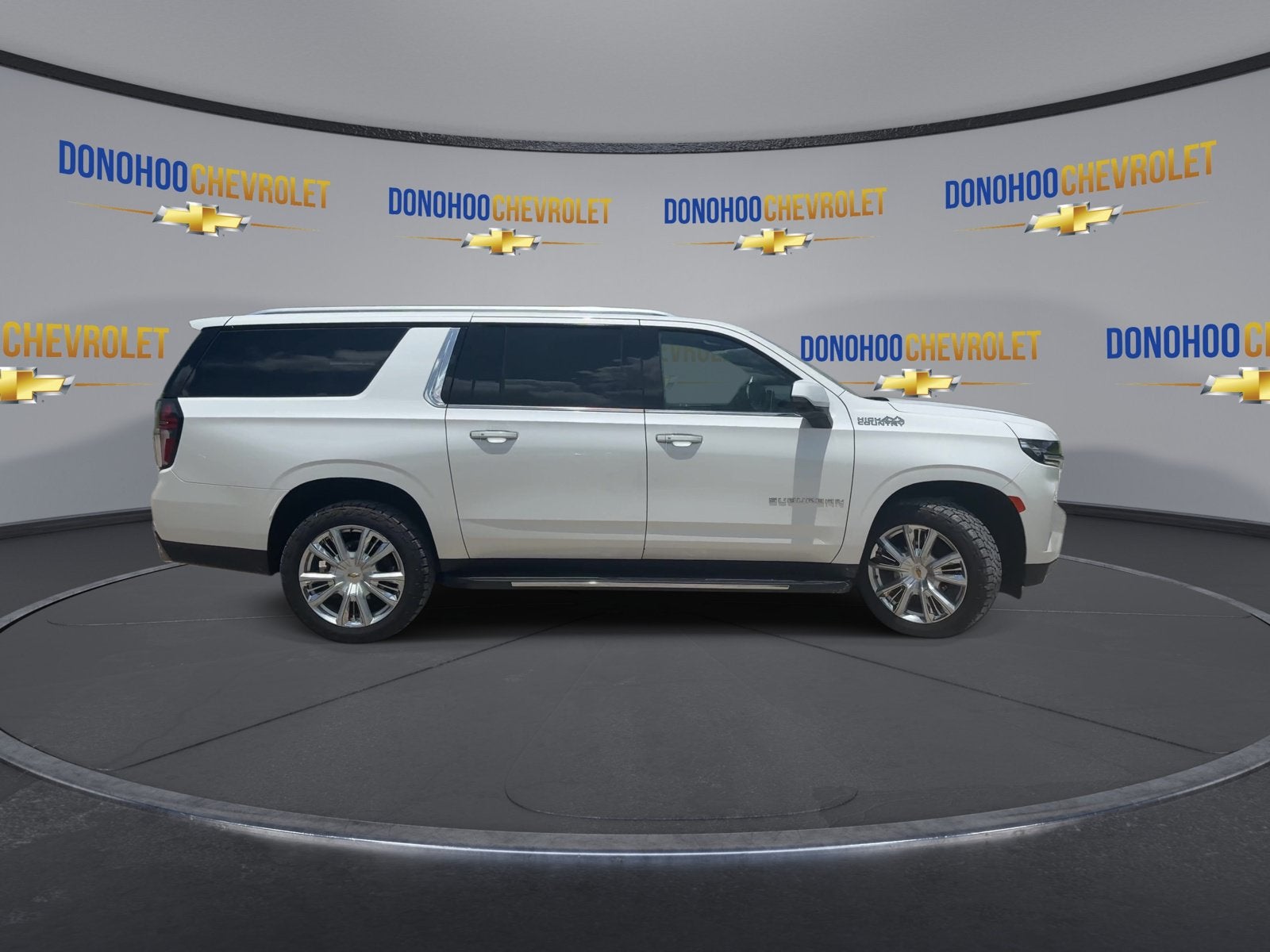 2022 Chevrolet Suburban High Country