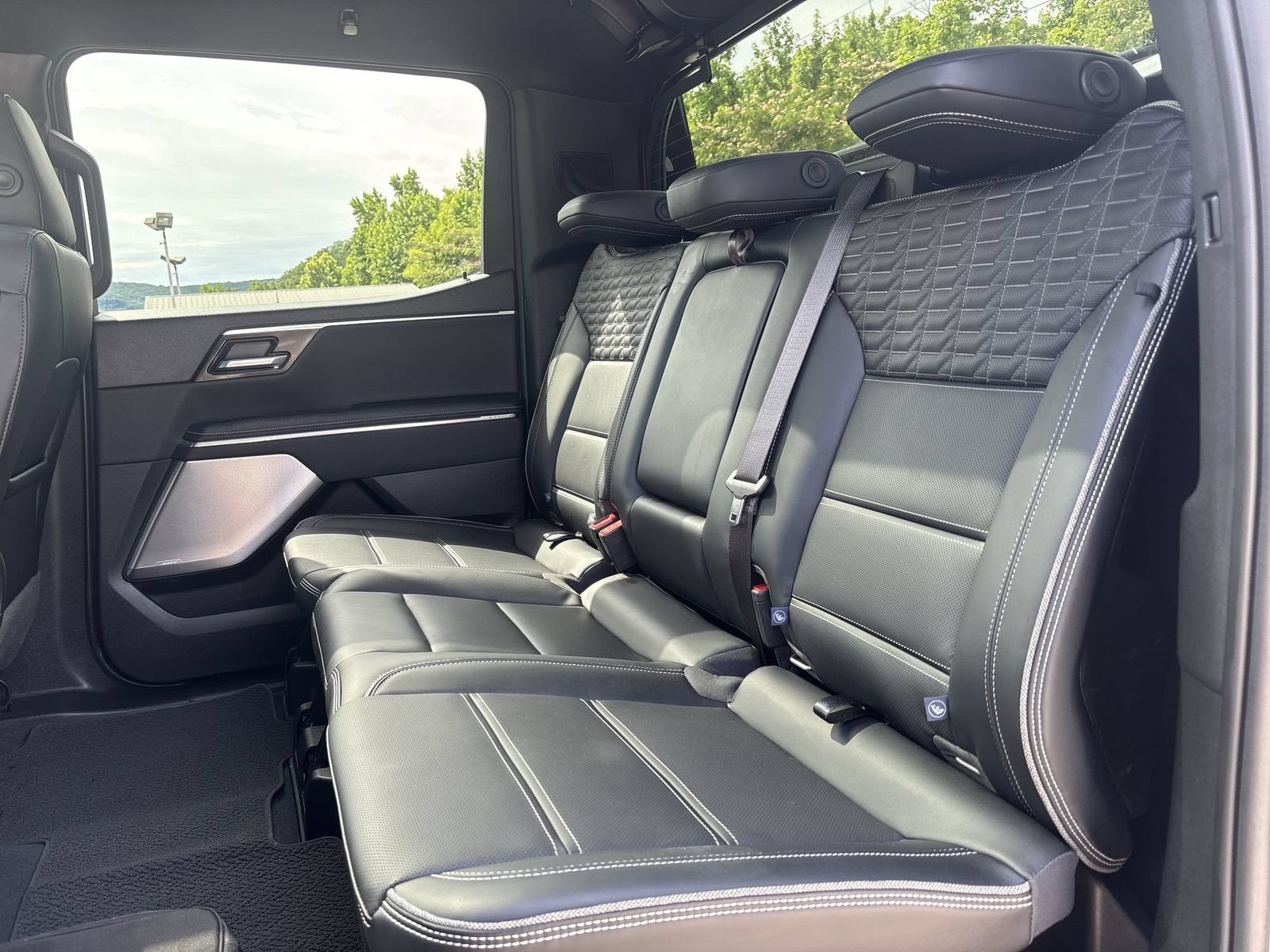 2024 GMC Sierra EV Denali Edition 1