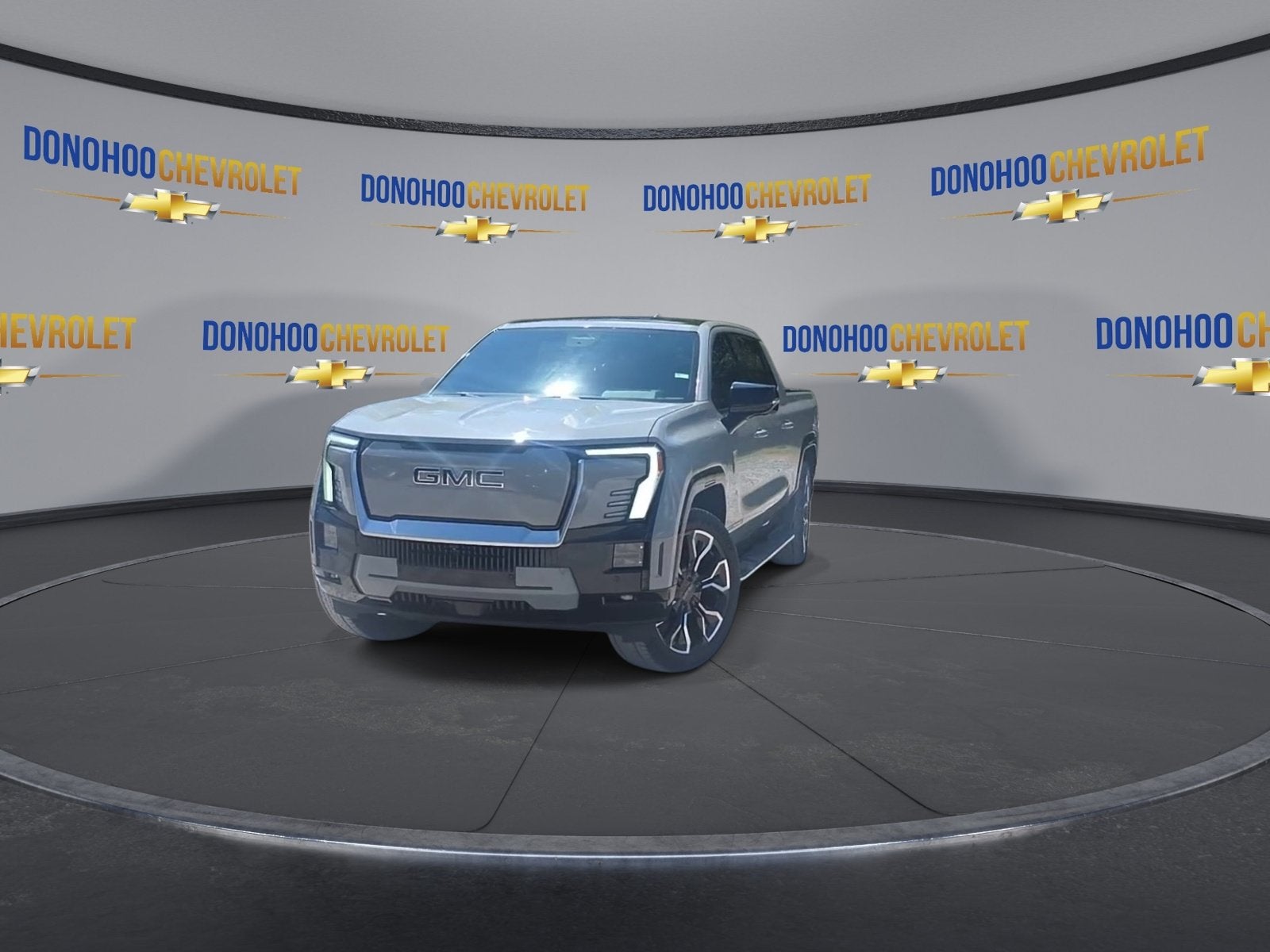 2024 GMC Sierra EV Denali Edition 1