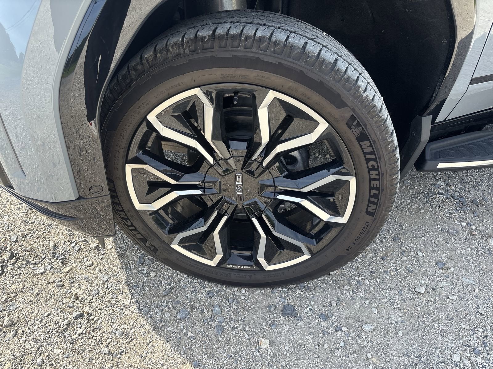 2024 GMC Sierra EV Denali Edition 1