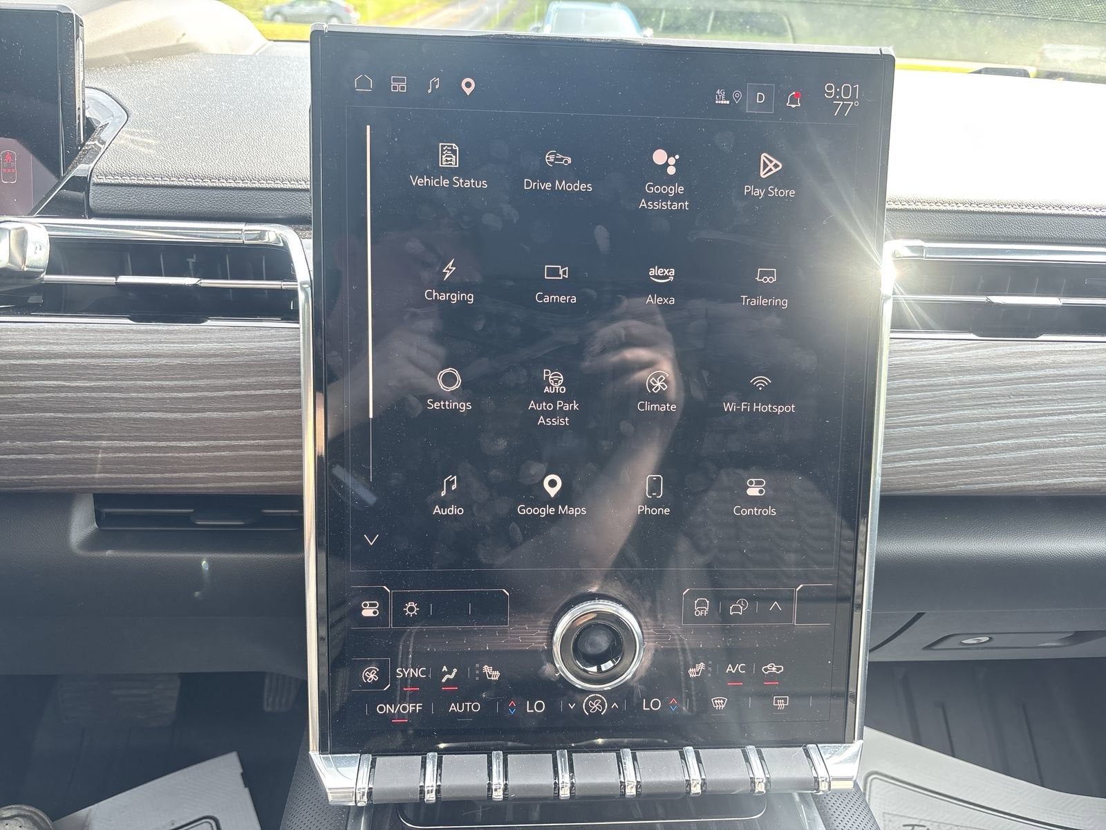 2024 GMC Sierra EV Denali Edition 1