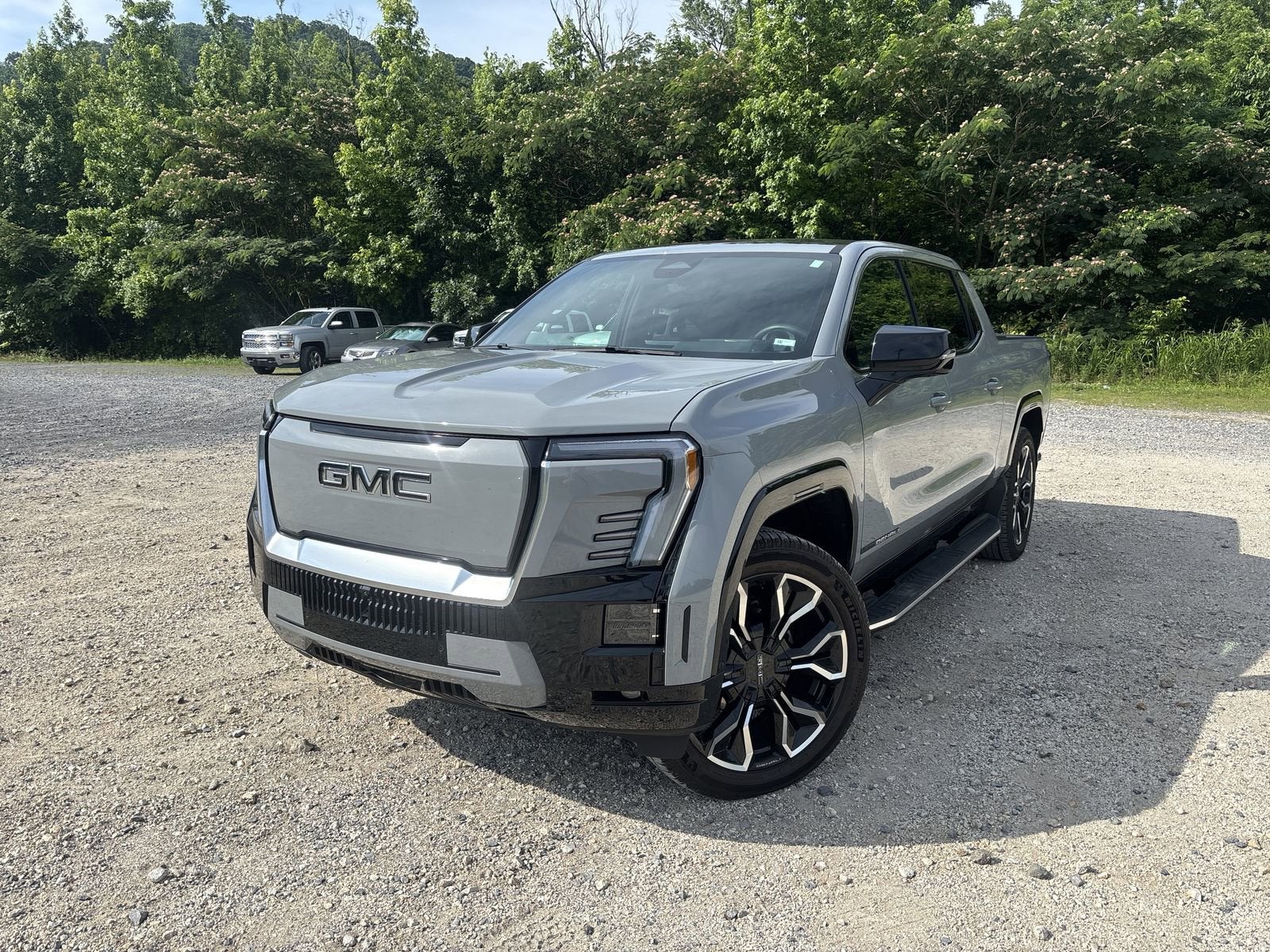 2024 GMC Sierra EV Denali Edition 1