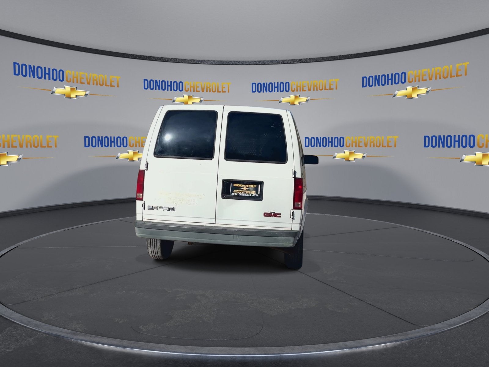 2001 GMC Safari Cargo Base