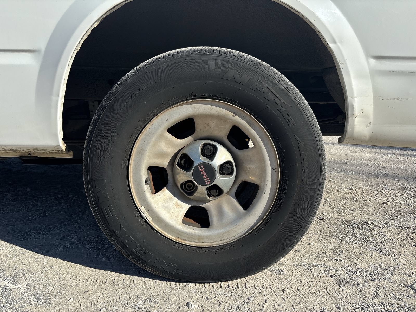 2001 GMC Safari Cargo Base