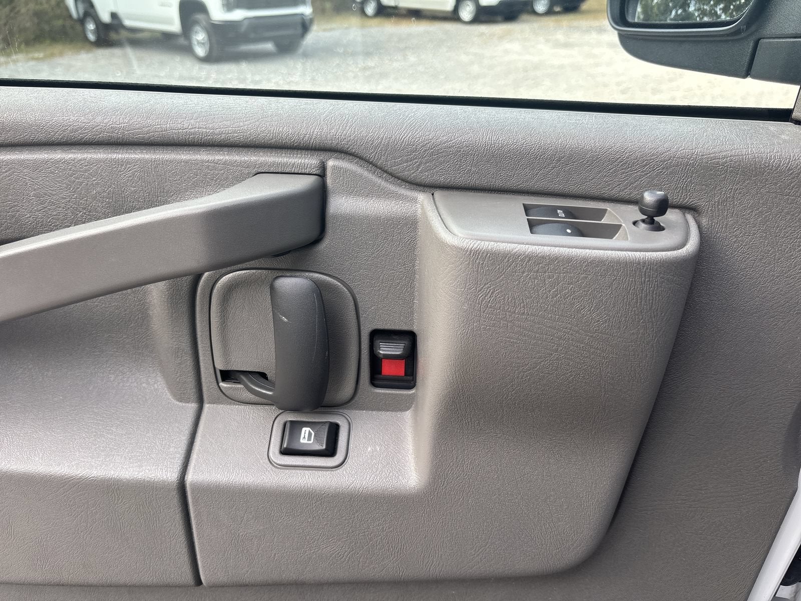 2025 GMC Savana Cargo Work Van