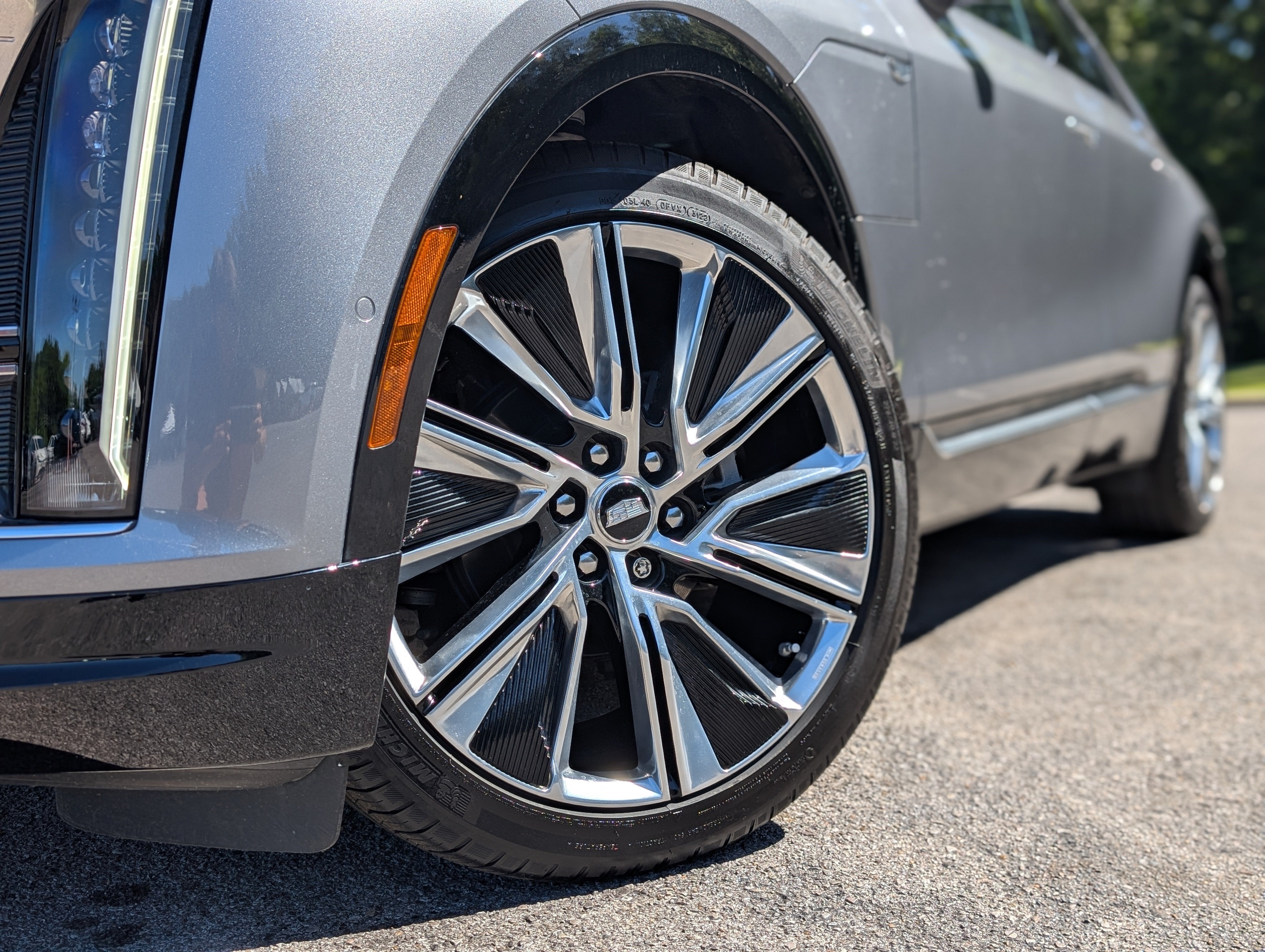 2023 Cadillac LYRIQ Luxury