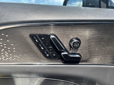 2023 Cadillac LYRIQ Luxury