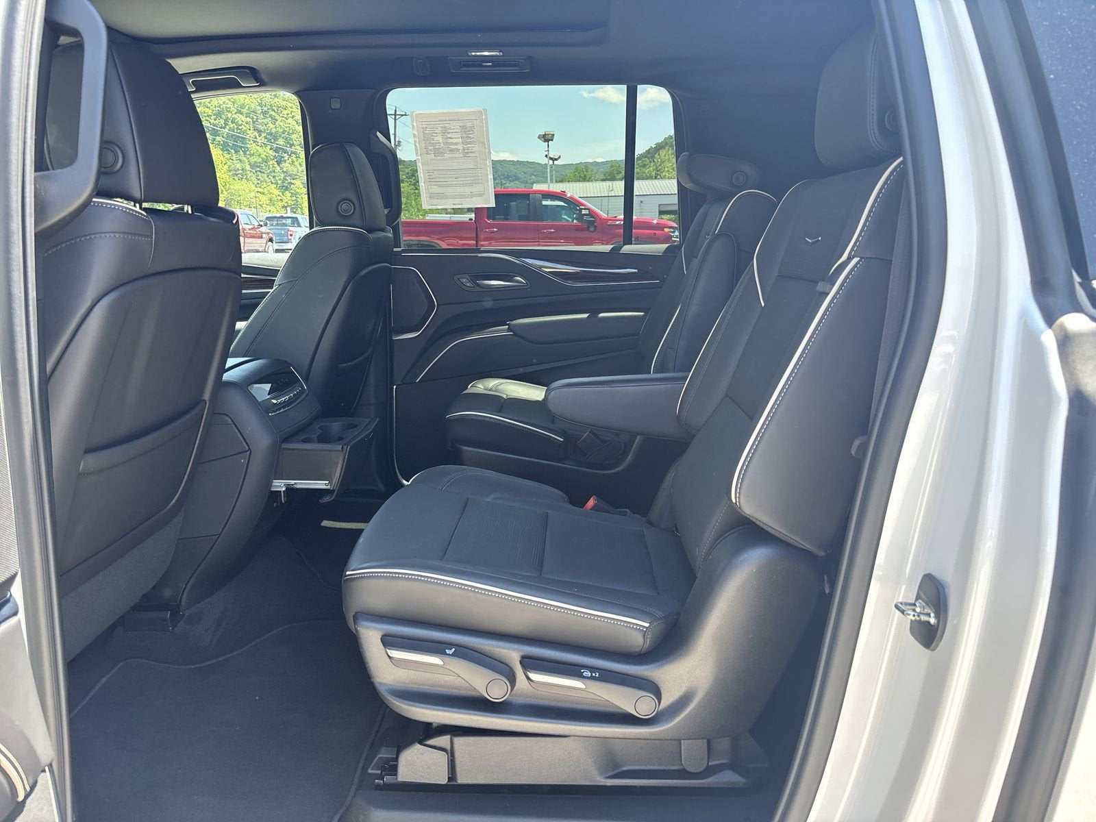 2023 Cadillac Escalade ESV Premium Luxury