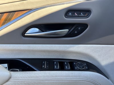 2024 Cadillac Escalade Sport Platinum