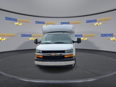 2025 Chevrolet Express Cutaway 3500 1WT