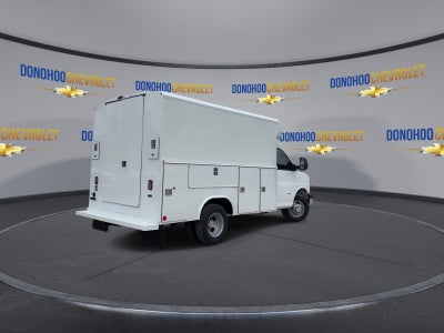 2025 Chevrolet Express Cutaway 3500 1WT