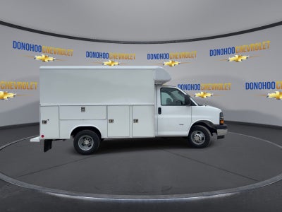 2025 Chevrolet Express Cutaway 3500 1WT