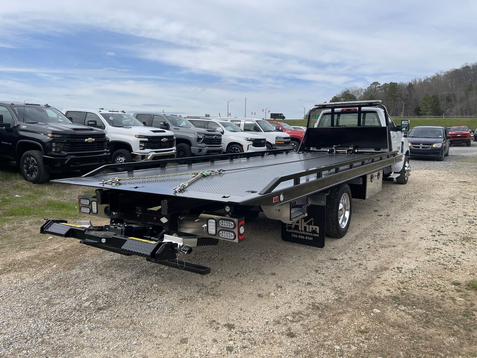 2023 Chevrolet Silverado 5500 HD Work Truck
