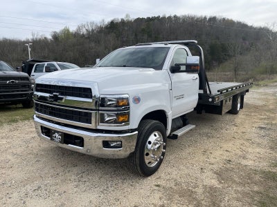 2023 Chevrolet Silverado 5500 HD Work Truck