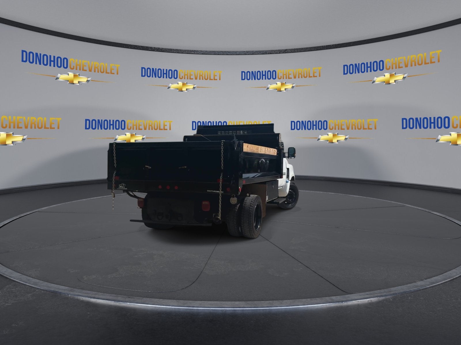 2024 Chevrolet Silverado 6500 HD Work Truck