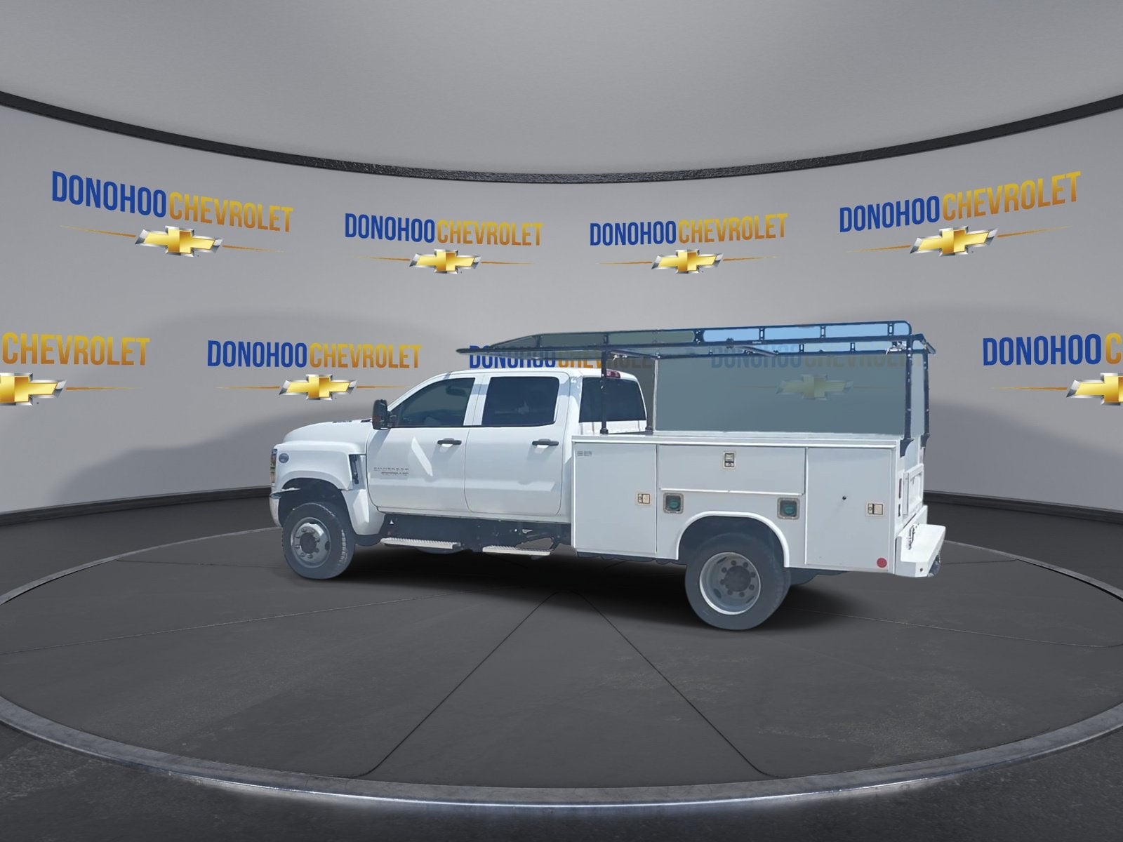 2024 Chevrolet Silverado 5500 HD Work Truck