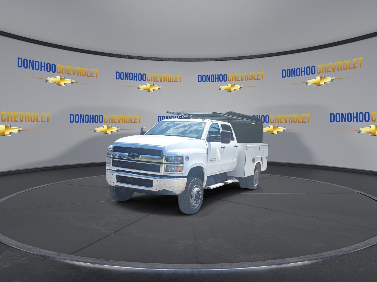 2024 Chevrolet Silverado 5500 HD Work Truck