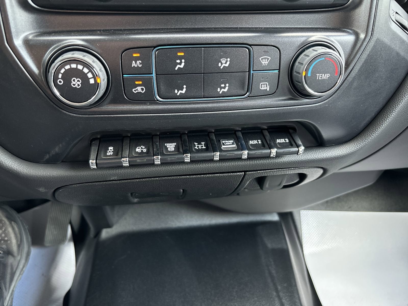 2024 Chevrolet Silverado 5500 HD Work Truck