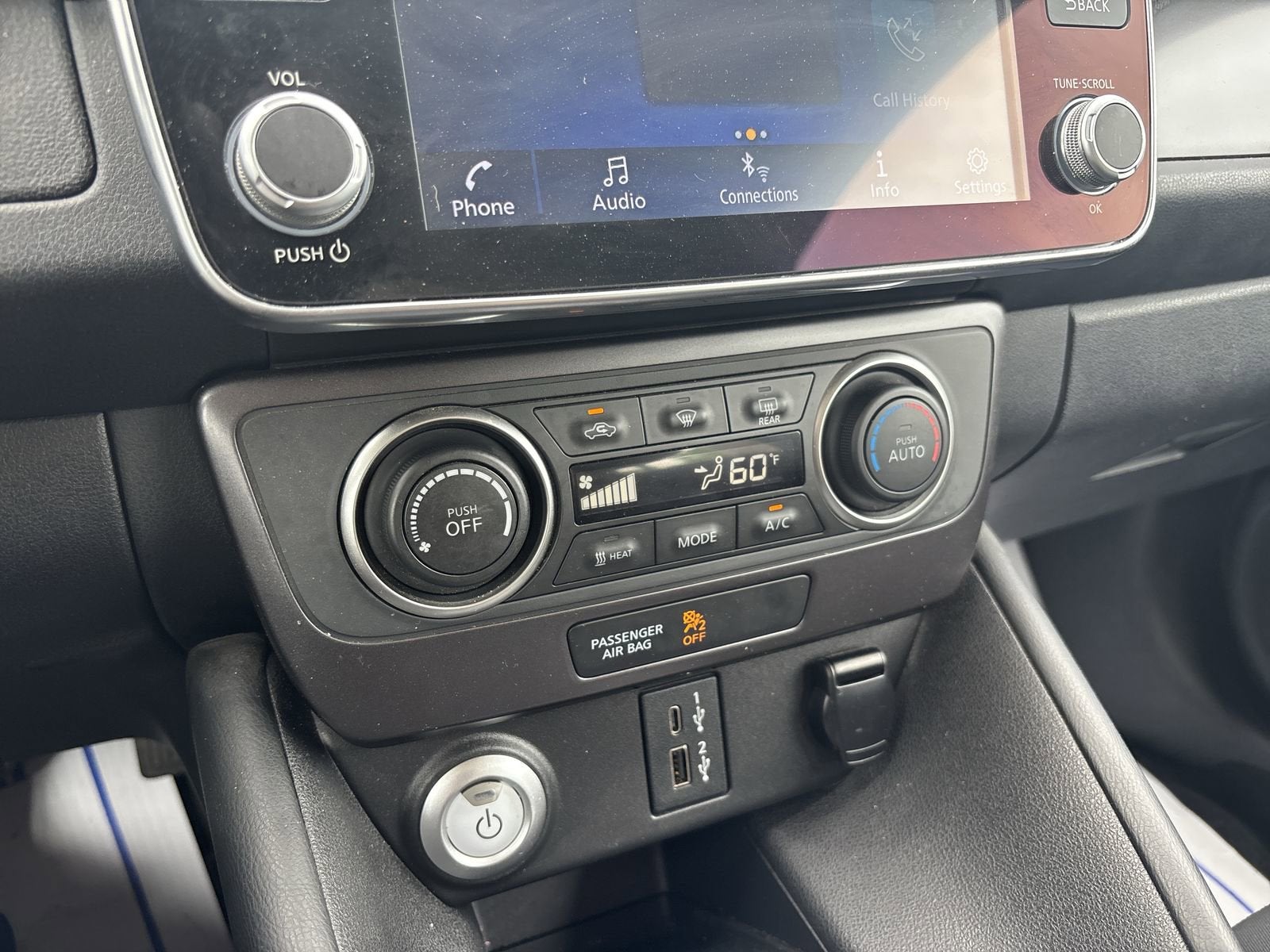 2022 Nissan LEAF S