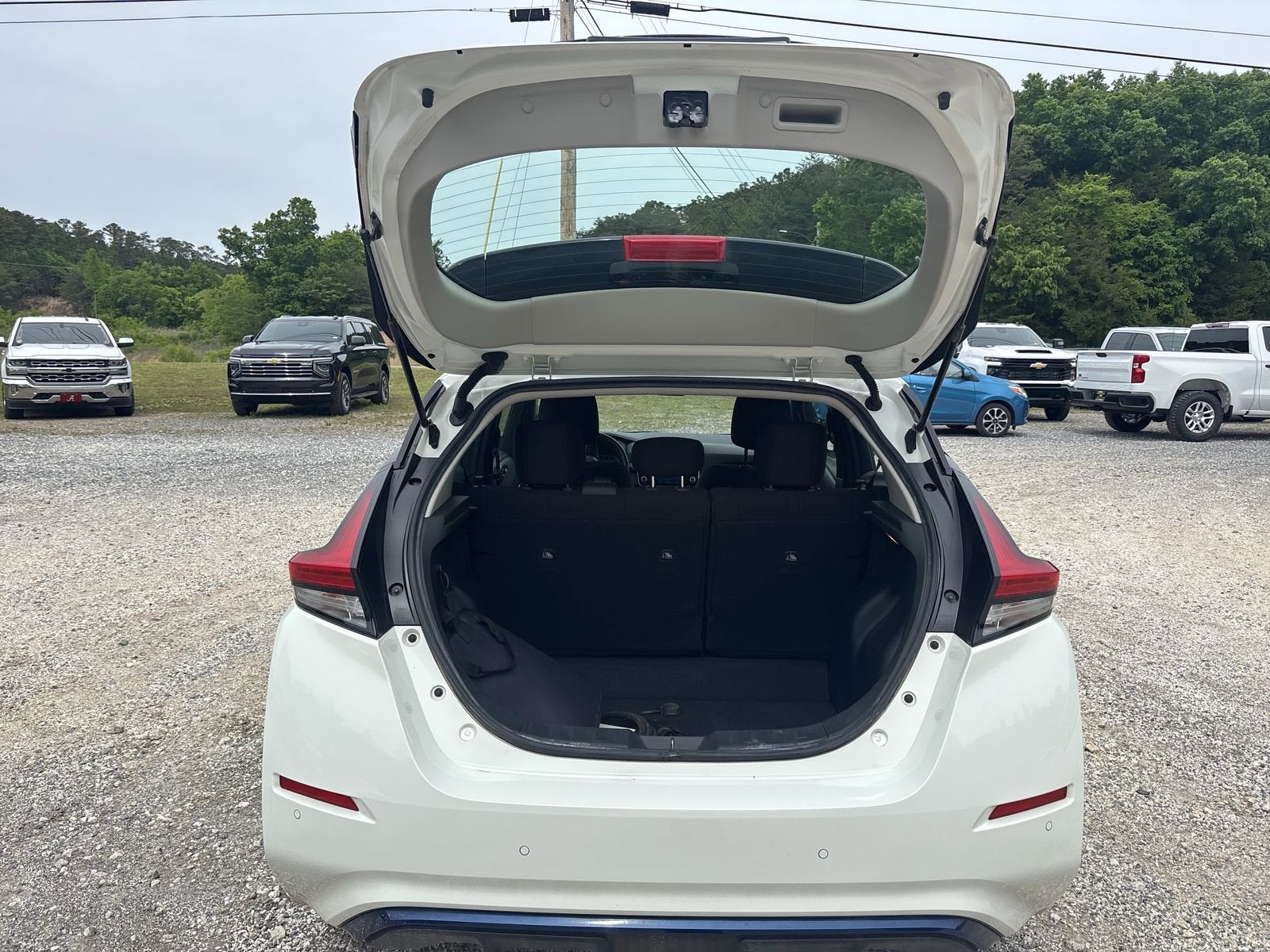 2022 Nissan LEAF S