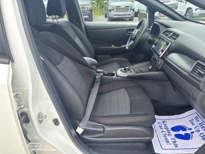 2022 Nissan LEAF S
