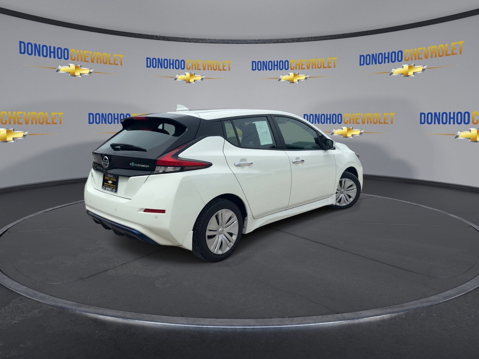 2022 Nissan LEAF S
