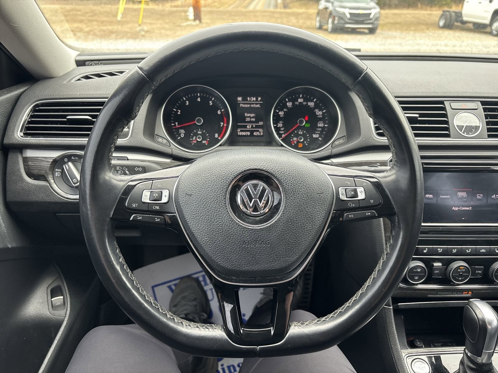 2016 Volkswagen Passat 1.8T SEL Premium