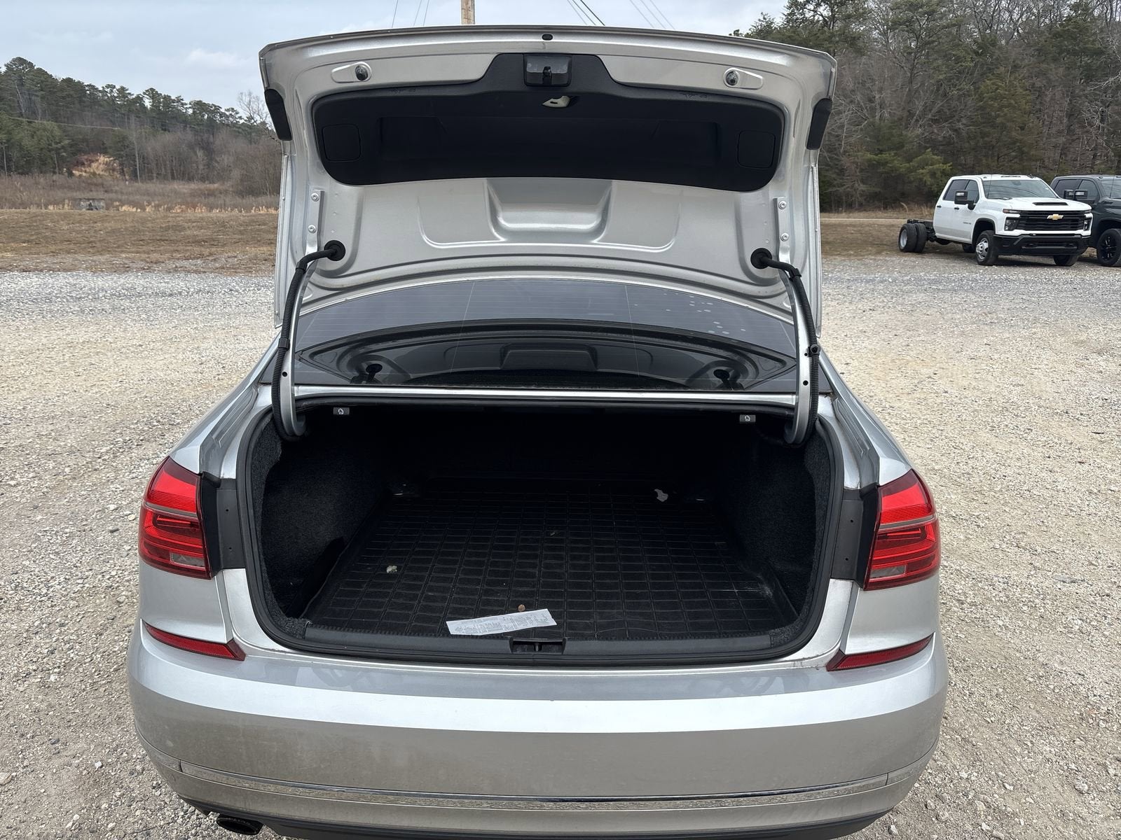 2016 Volkswagen Passat 1.8T SEL Premium