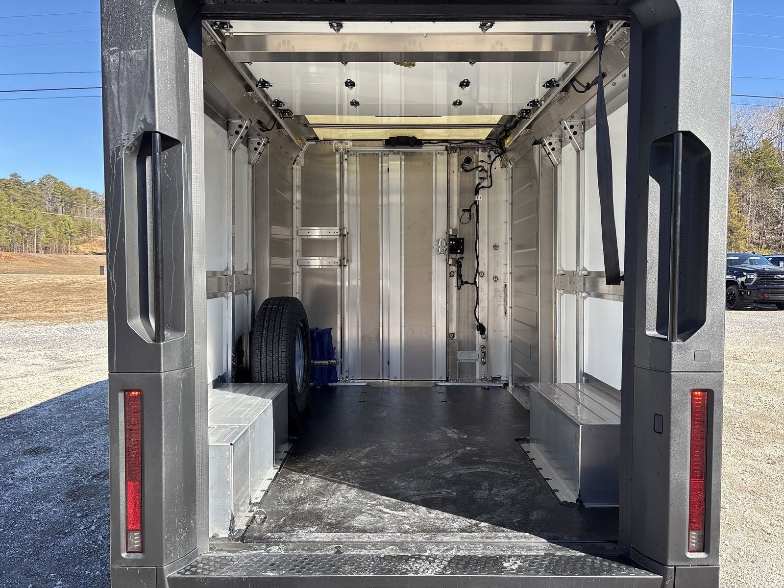 2025 Chevrolet BrightDrop 400 FWD 400