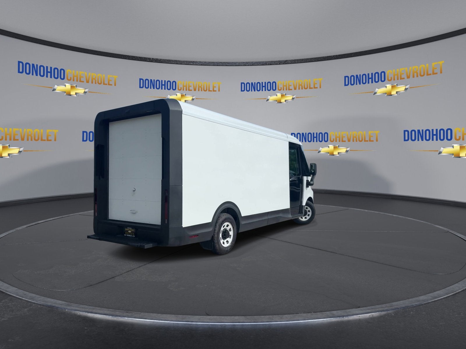 2024 BrightDrop Zevo 600 EJY