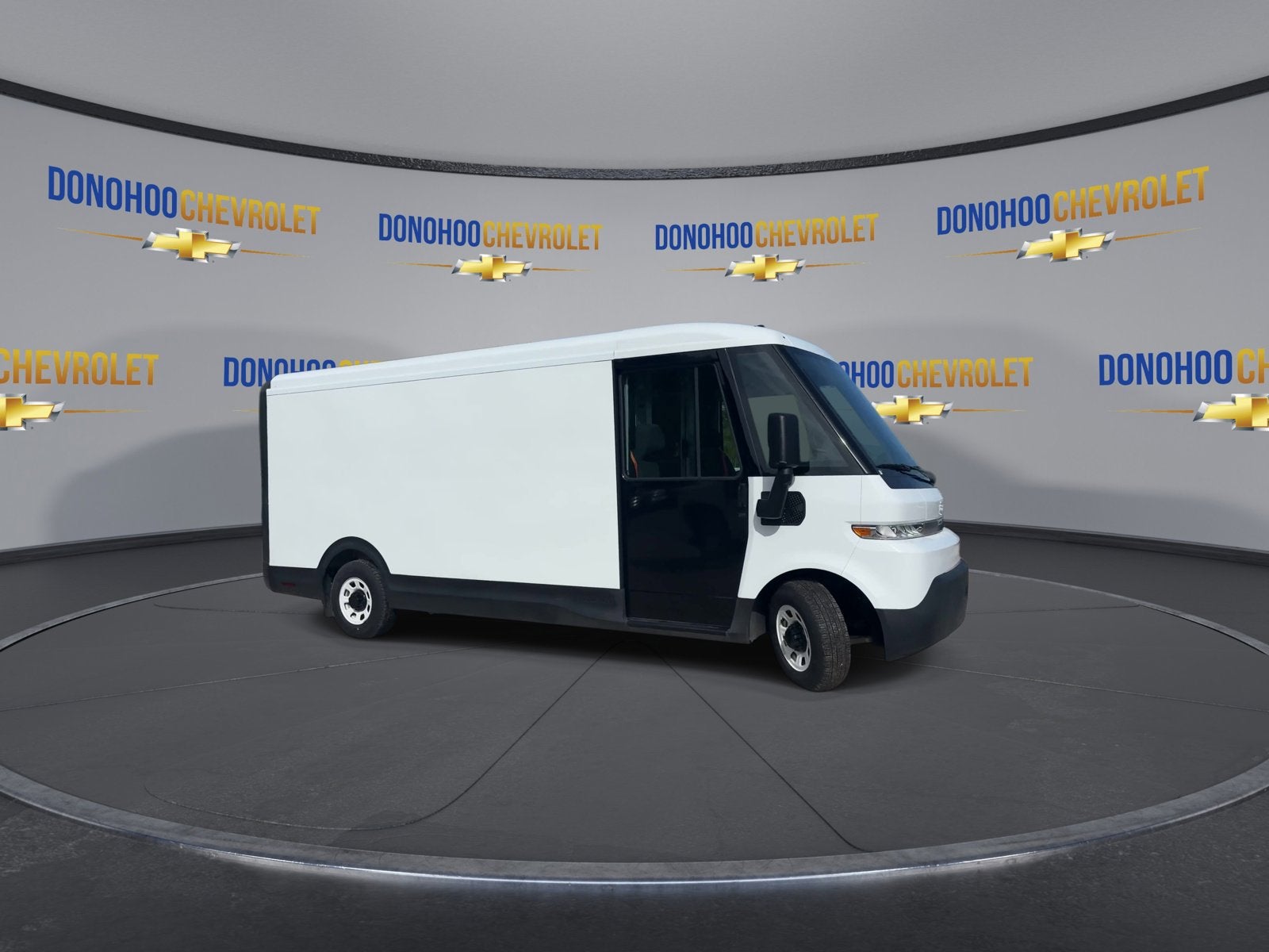 2024 BrightDrop Zevo 600 EJY
