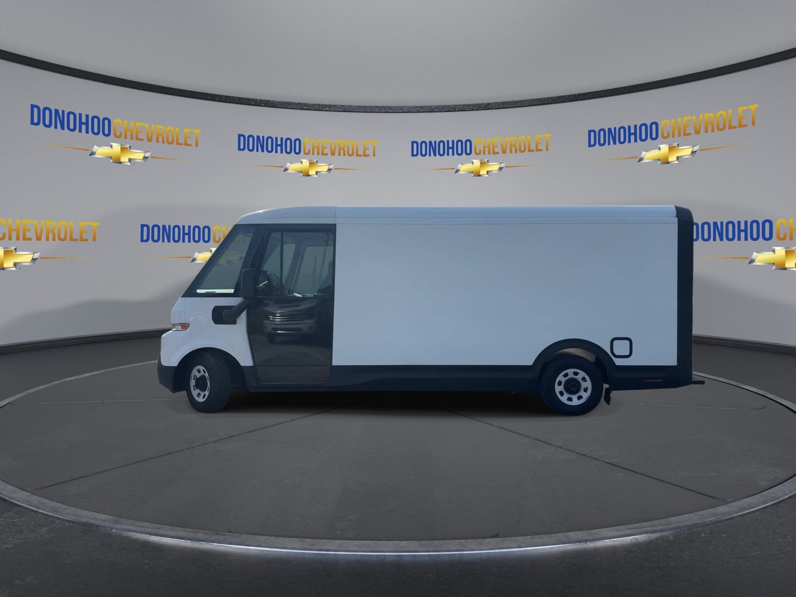 2024 BrightDrop Zevo 600 EJY
