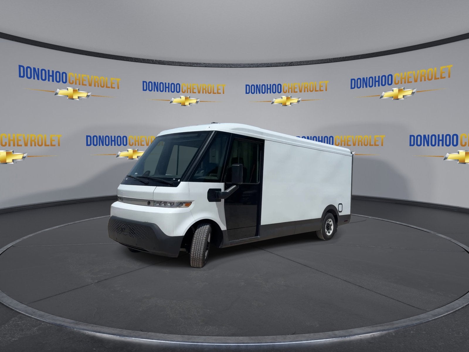 2024 BrightDrop Zevo 600 EJY