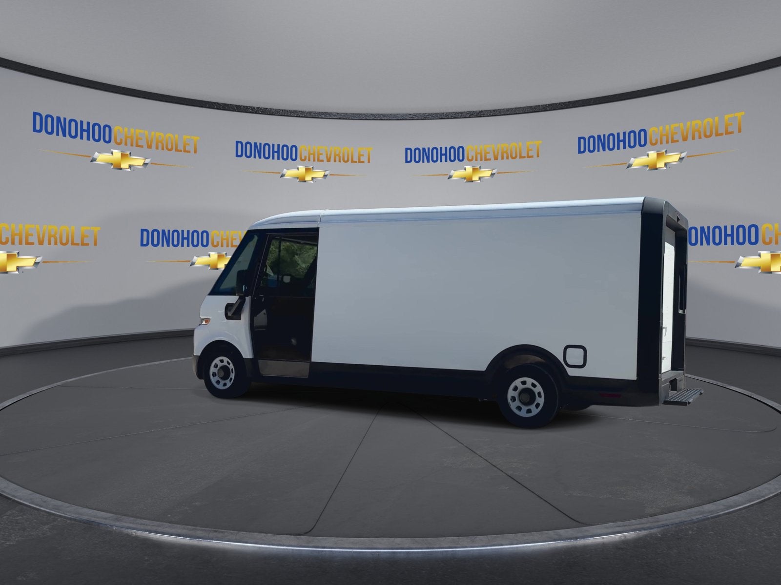 2024 BrightDrop Zevo 600 EJY