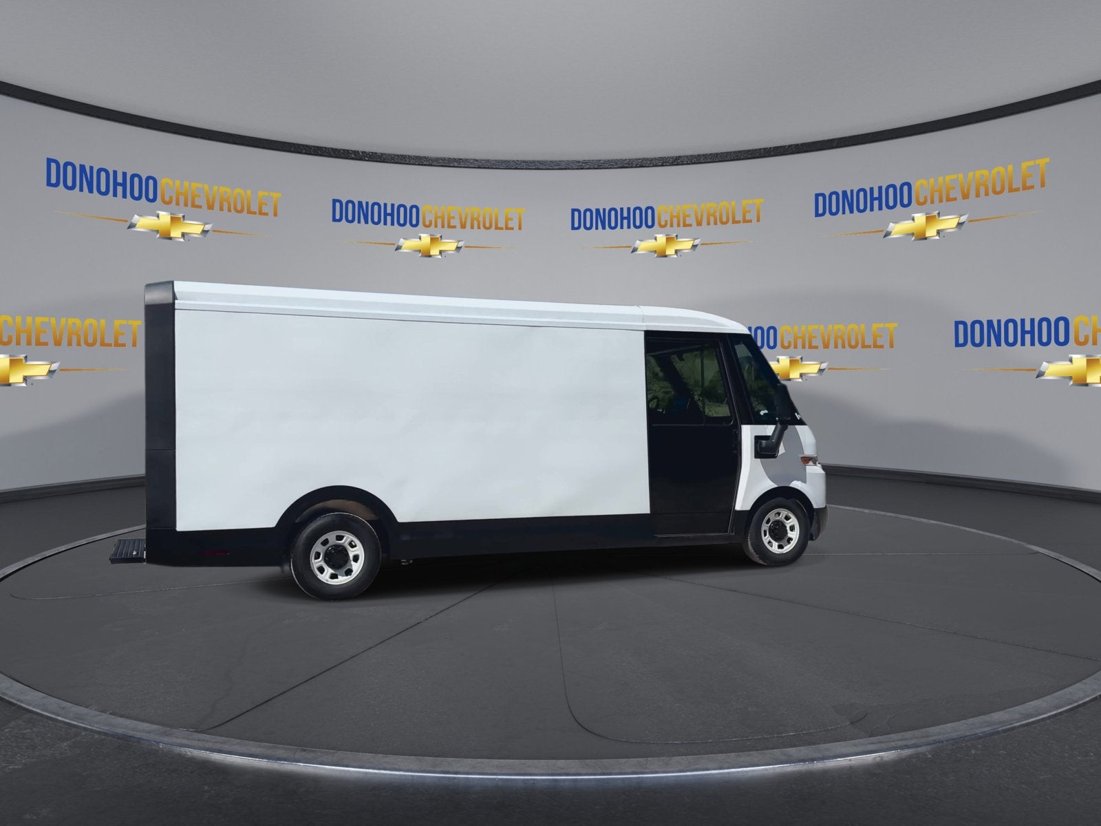 2024 BrightDrop Zevo 600 EJY