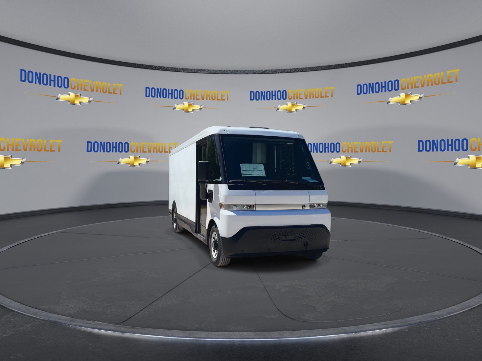 2024 BrightDrop Zevo 600 EJY