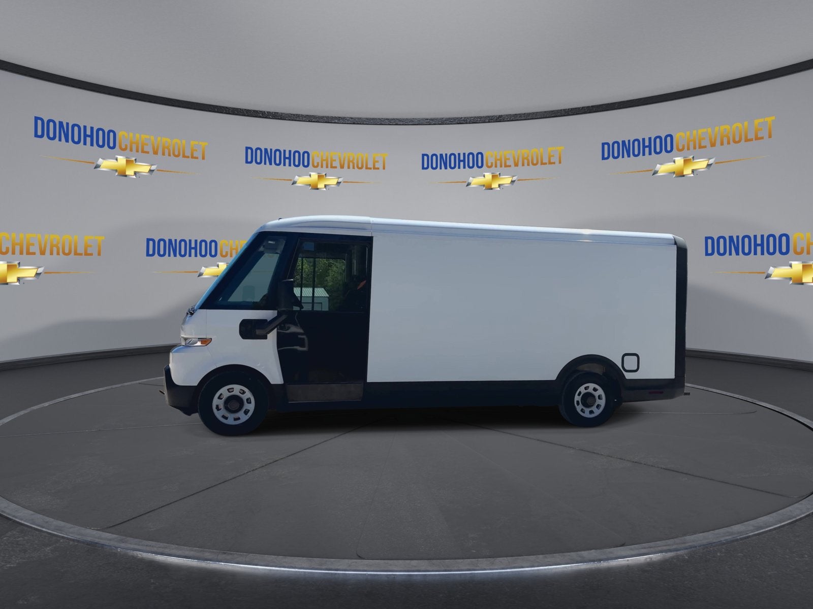 2024 BrightDrop Zevo 600 EJY