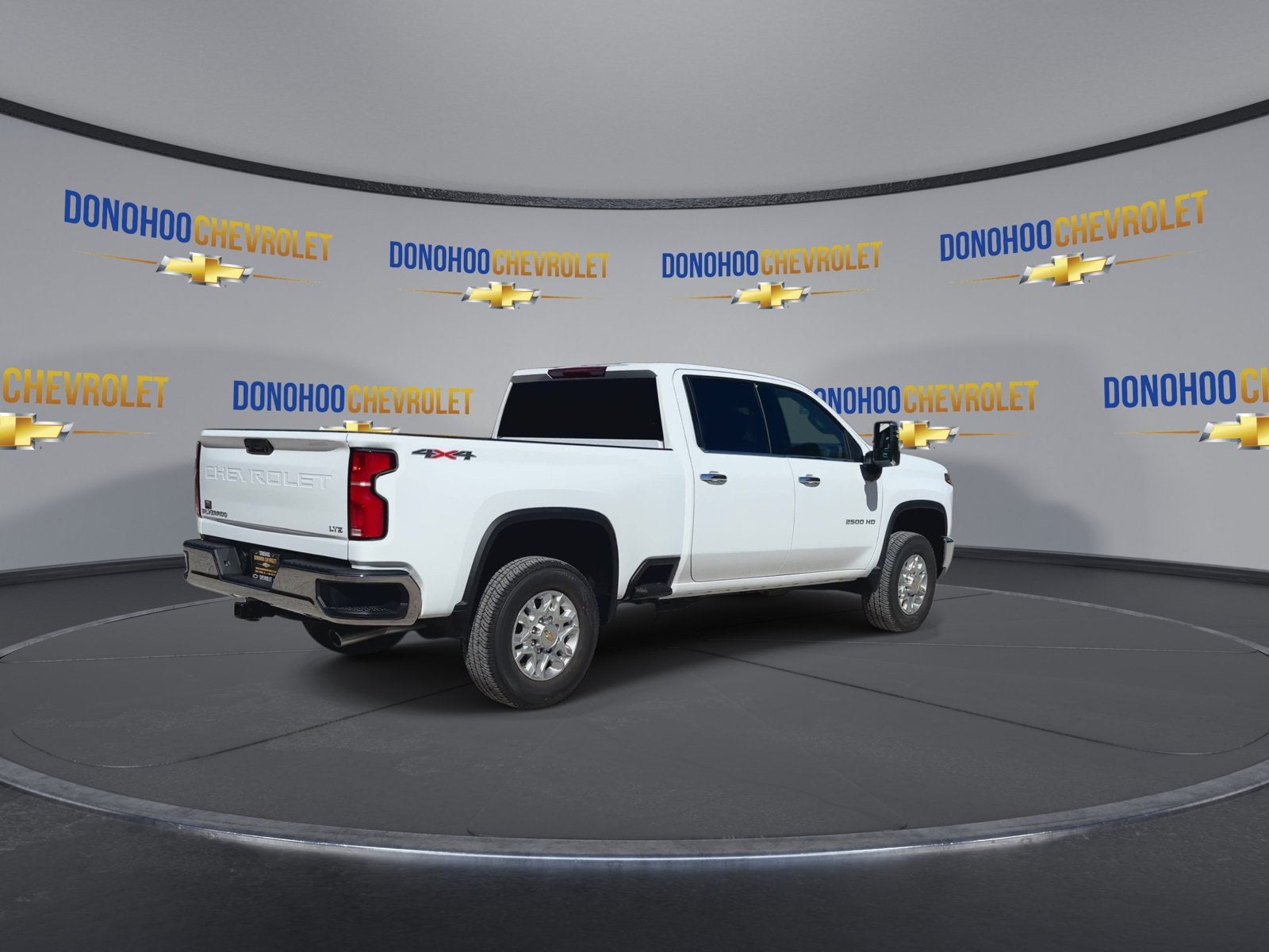 2026 Chevrolet Silverado 2500 HD LTZ - Photo 11