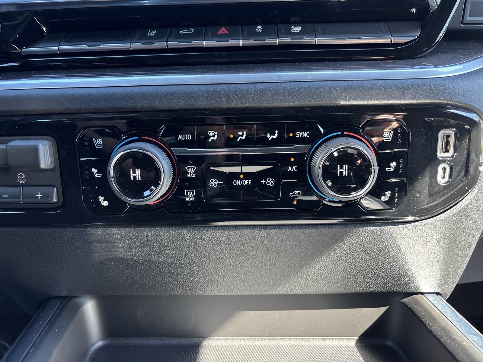 2026 Chevrolet Silverado 2500 HD LTZ - Photo 21