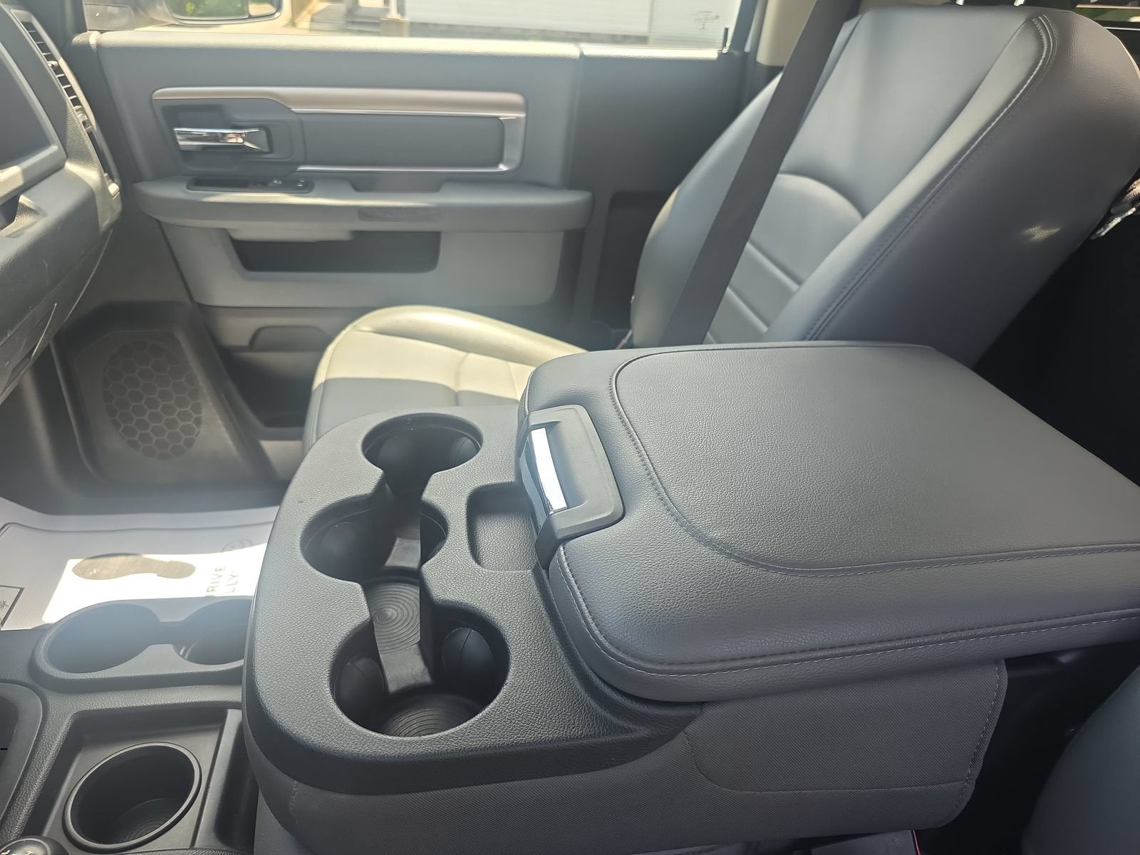 2017 RAM 3500 Chassis Cab Tradesman