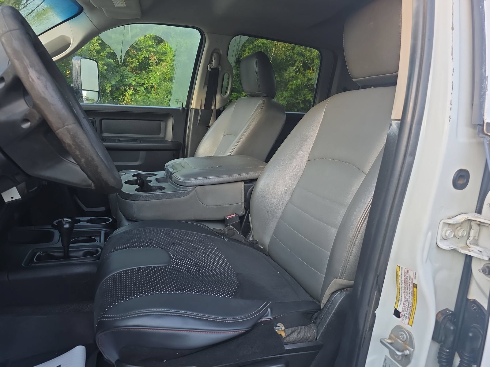 2017 RAM 3500 Chassis Cab Tradesman