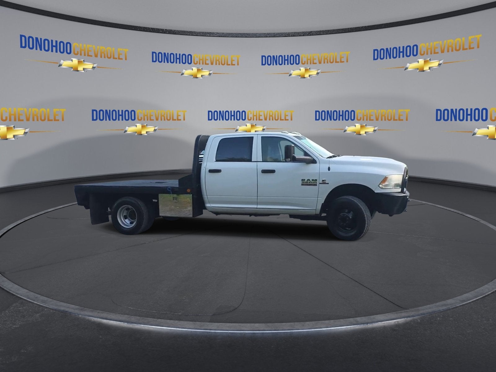 2017 RAM 3500 Chassis Cab Tradesman