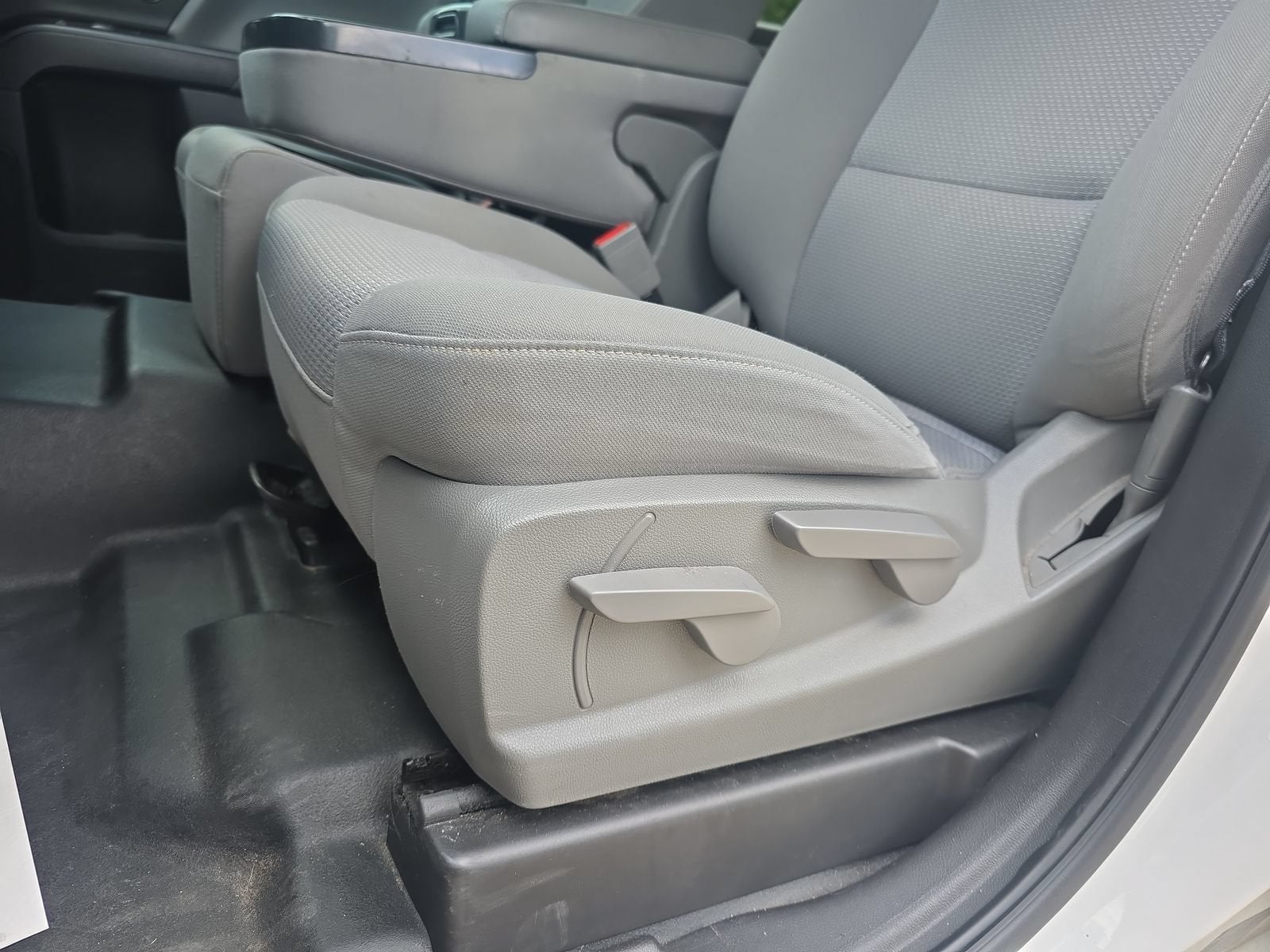 2018 Chevrolet Silverado 1500 LS