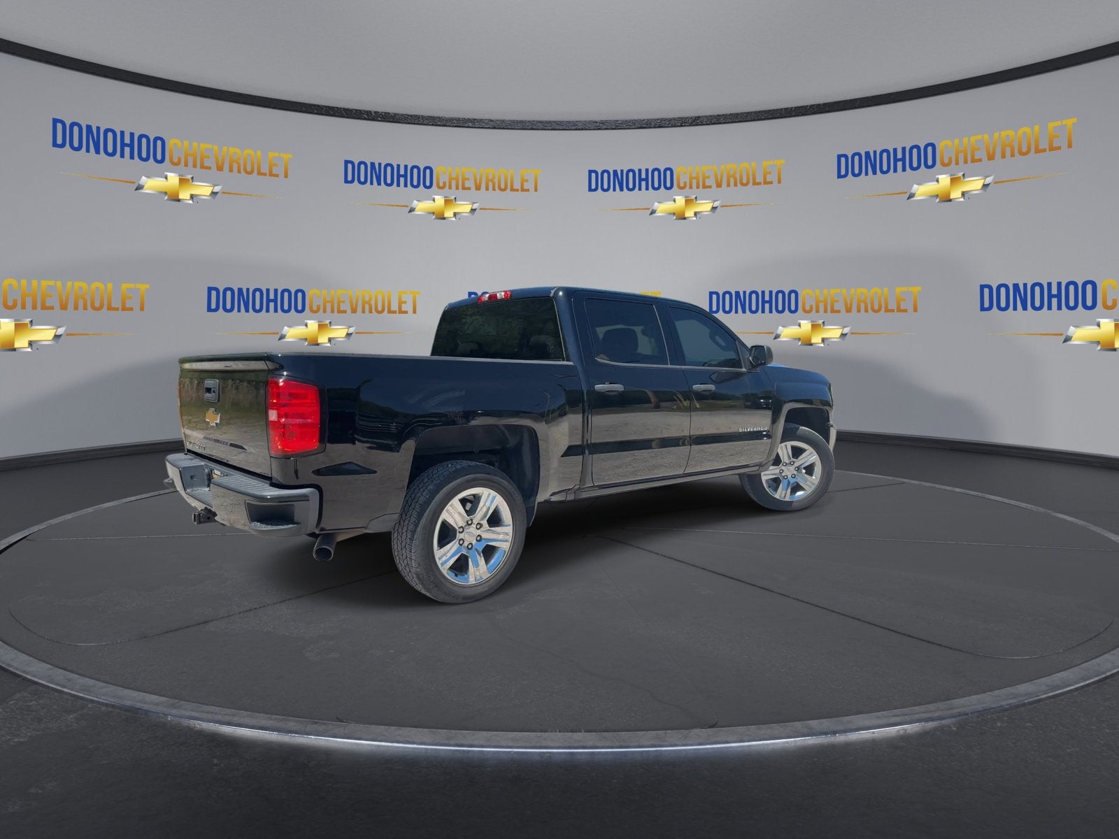 2018 Chevrolet Silverado 1500 Custom