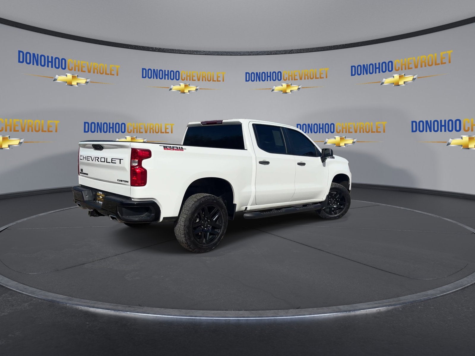 2024 Chevrolet Silverado 1500 Custom Trail Boss