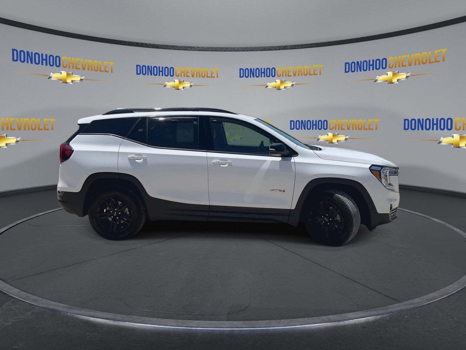 2023 GMC Terrain AT4